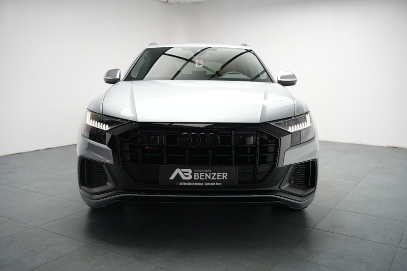 Audi SQ8 4.0 TFSI quattro/EXCLUSIVE/ALCANTARA/BLACK — photo 3