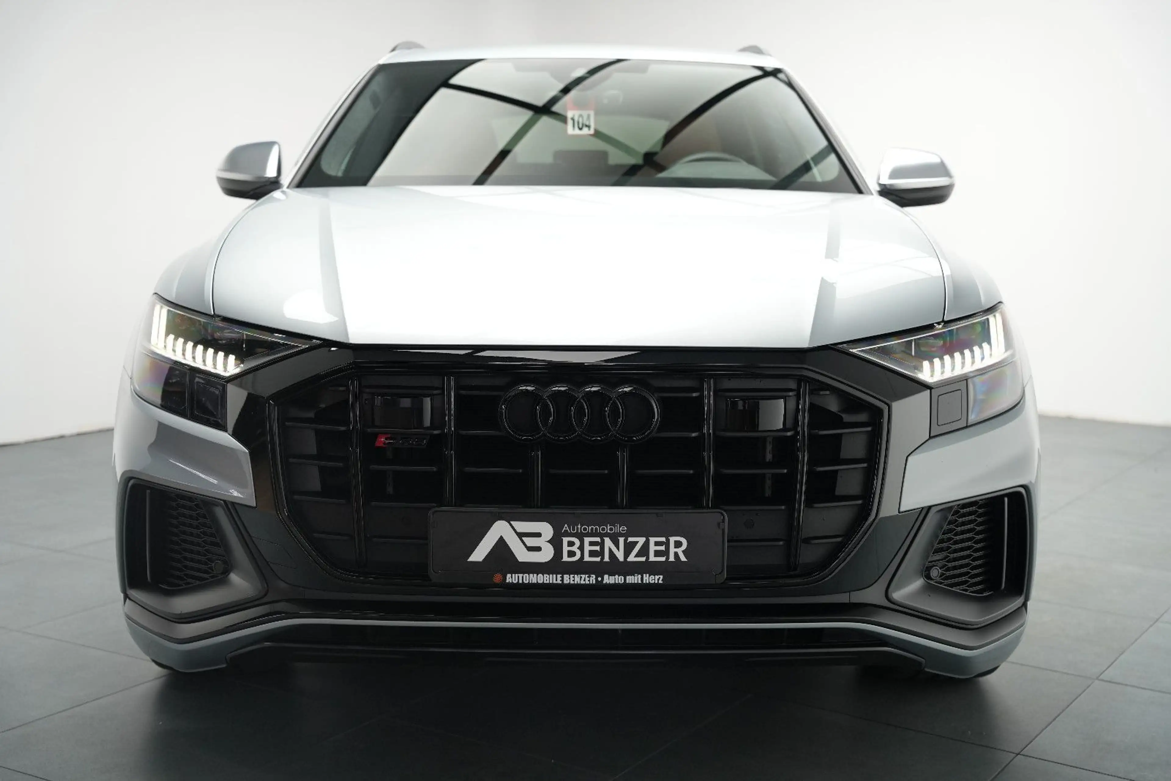 Audi SQ8 4.0 TFSI quattro/EXCLUSIVE/ALCANTARA/BLACK — photo 12