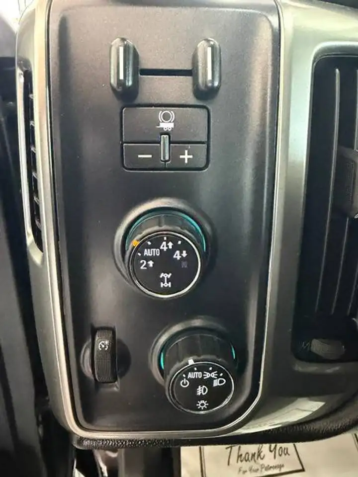 Chevrolet Silverado 1500 photo Chevrolet Silverado 1500