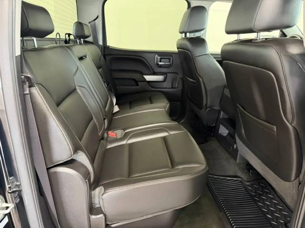 Chevrolet Silverado 1500 photo Chevrolet Silverado 1500