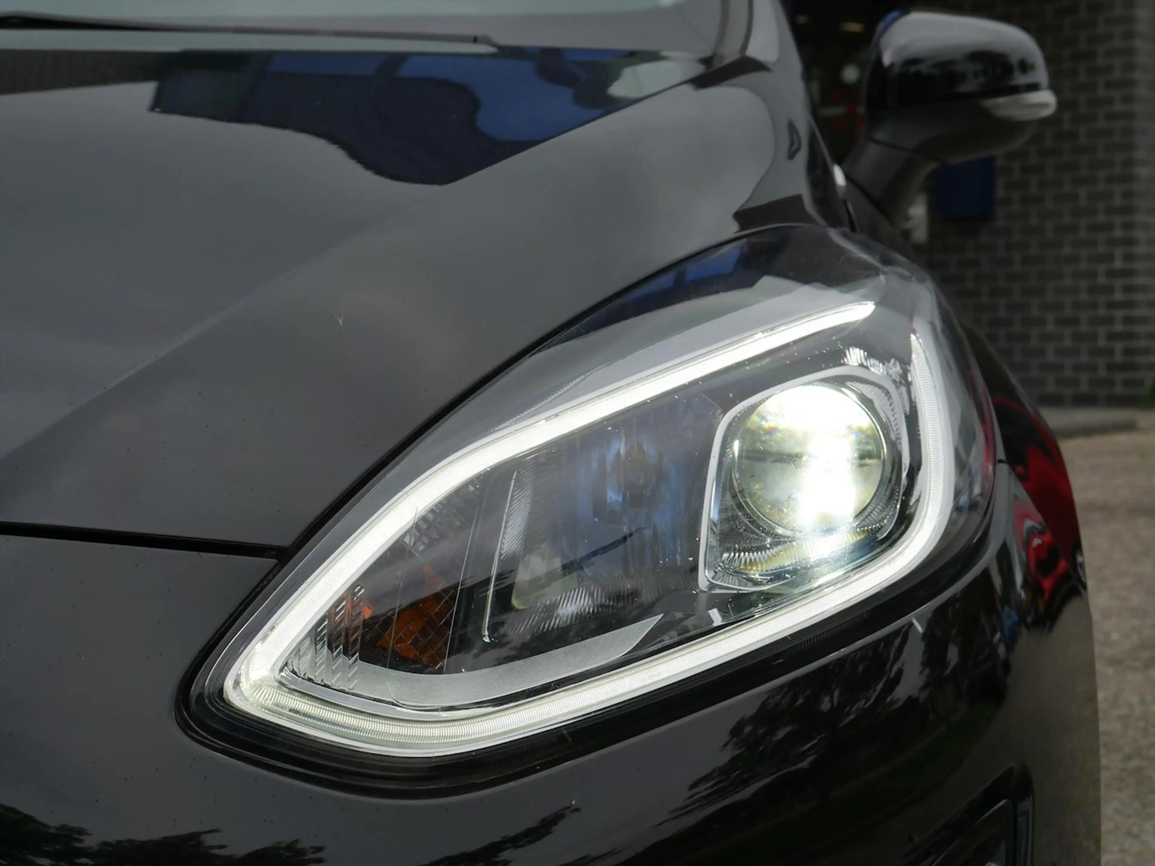 Ford Fiesta 1.0 EcoBoost Titanium — photo 15