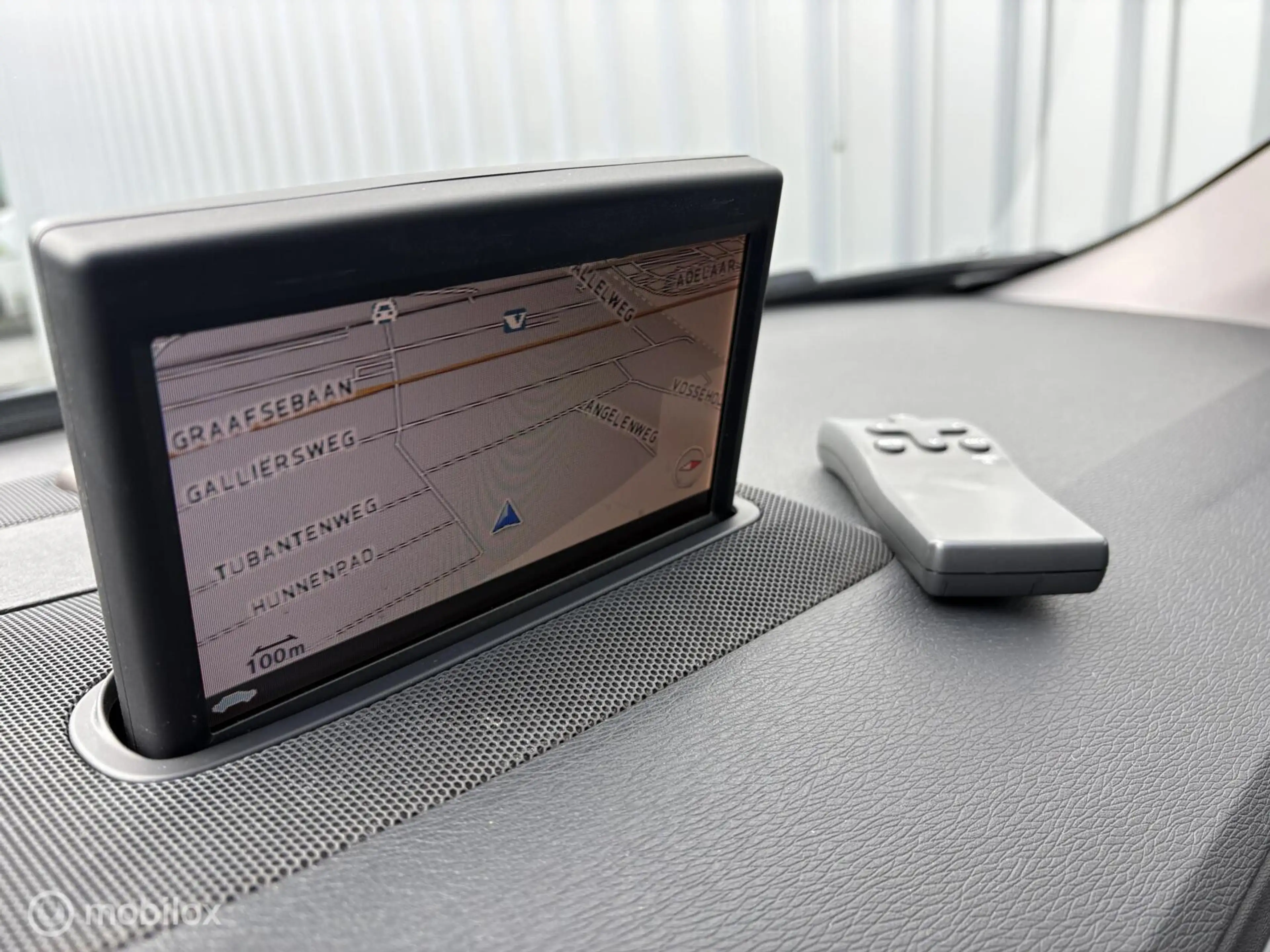 Volvo V70 2.0D Momentum | Xenon | Navi | Clima | Hifi pro | — photo 14