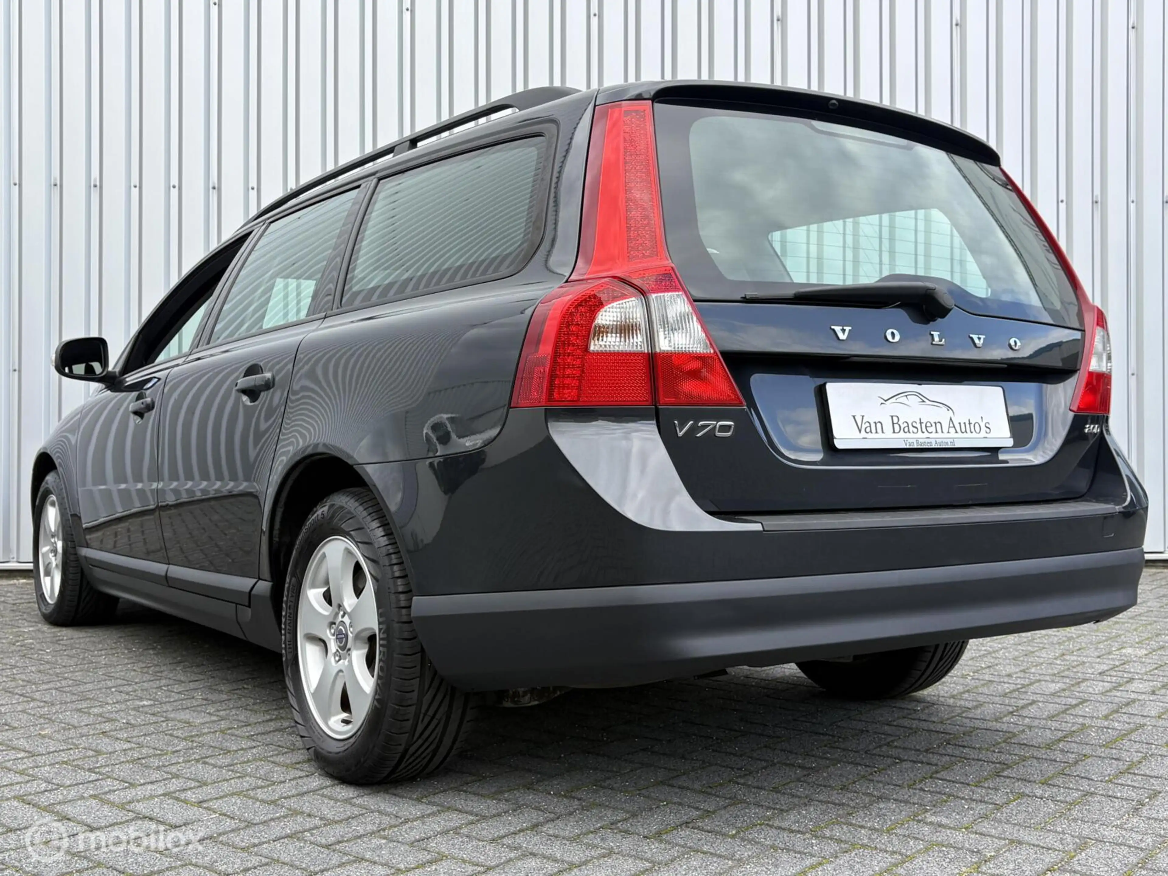 Volvo V70 2.0D Momentum | Xenon | Navi | Clima | Hifi pro | — photo 7
