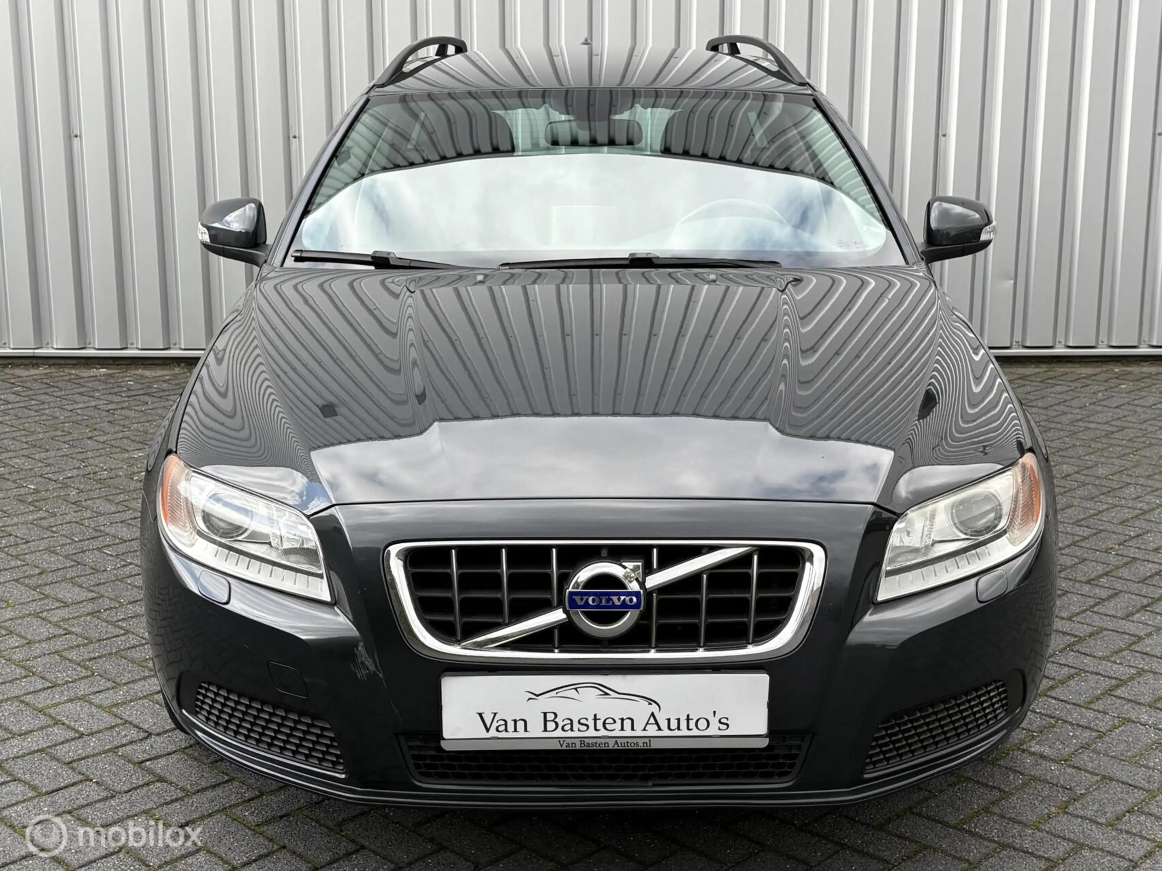 Volvo V70 2.0D Momentum | Xenon | Navi | Clima | Hifi pro | — photo 3