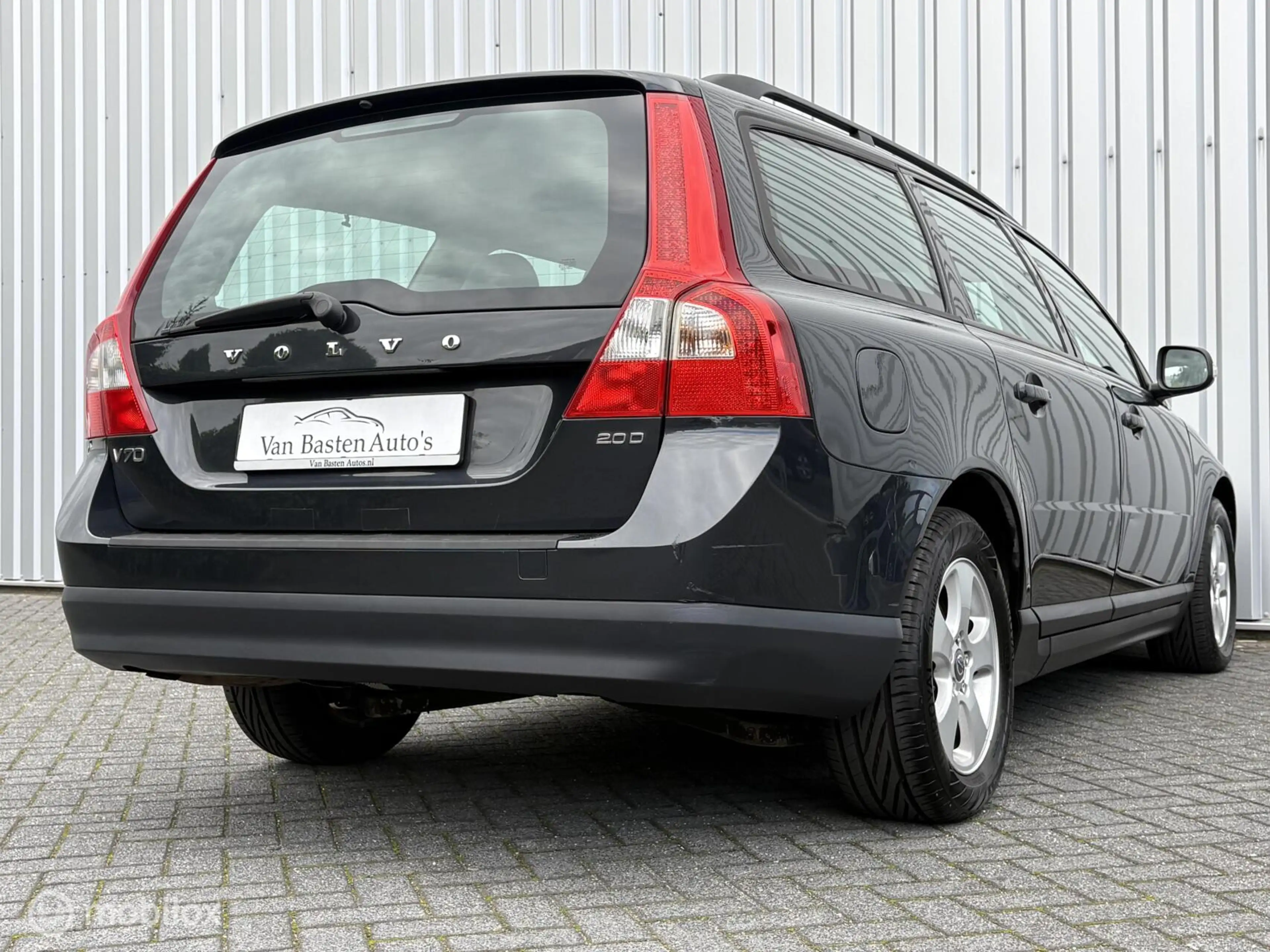 Volvo V70 2.0D Momentum | Xenon | Navi | Clima | Hifi pro | — photo 9