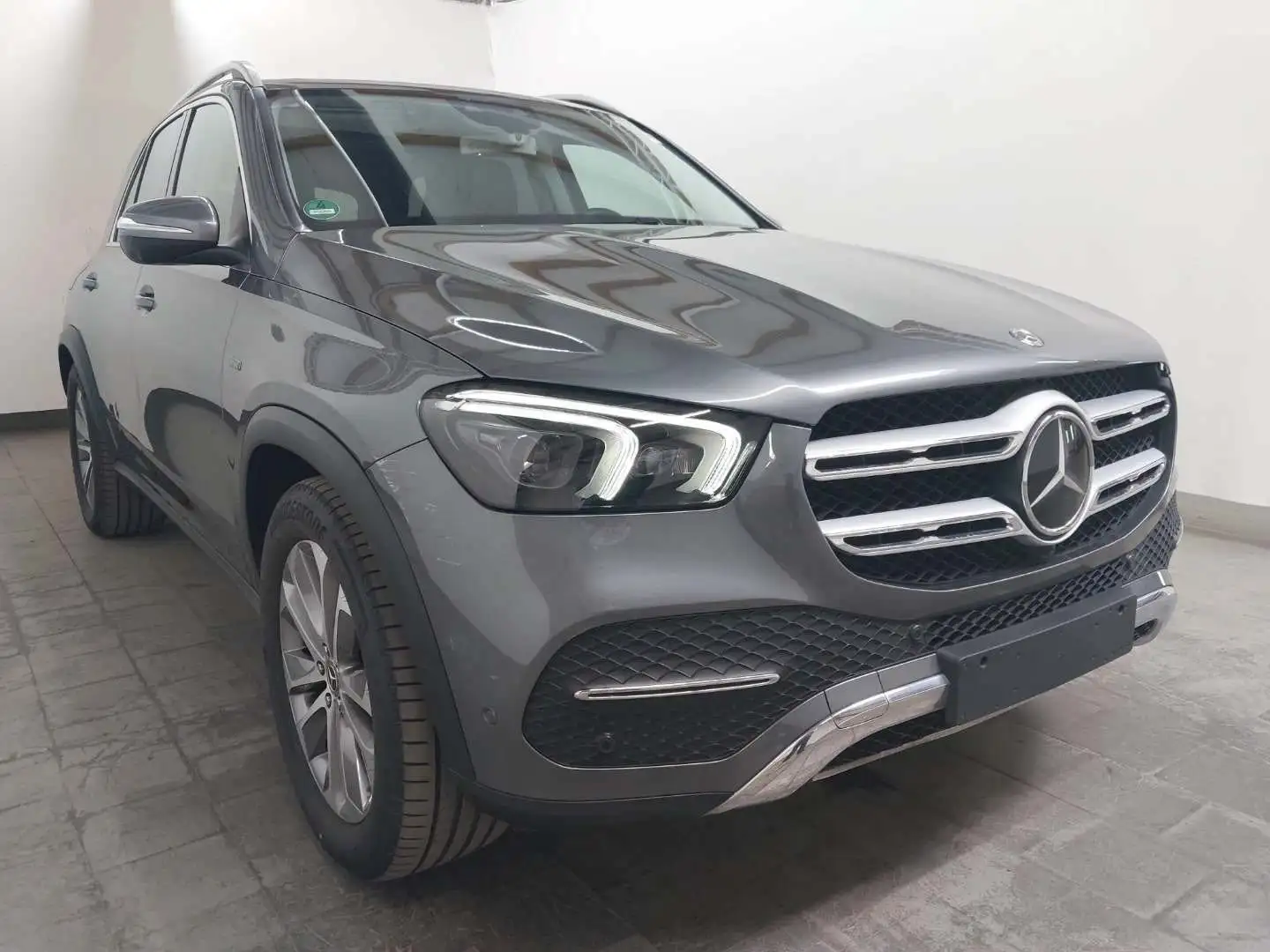 Mercedes-Benz GLE 350 de 4Matic AMG Line*PANO*MULTIBEAM*AIRMATIC*DISTRON Gris - 1