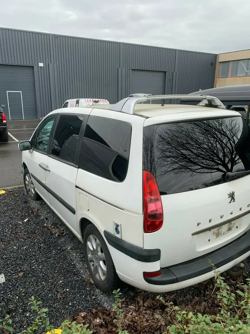 Peugeot 807 2.0i Pour pièces ou a redémarrer Alb - 2