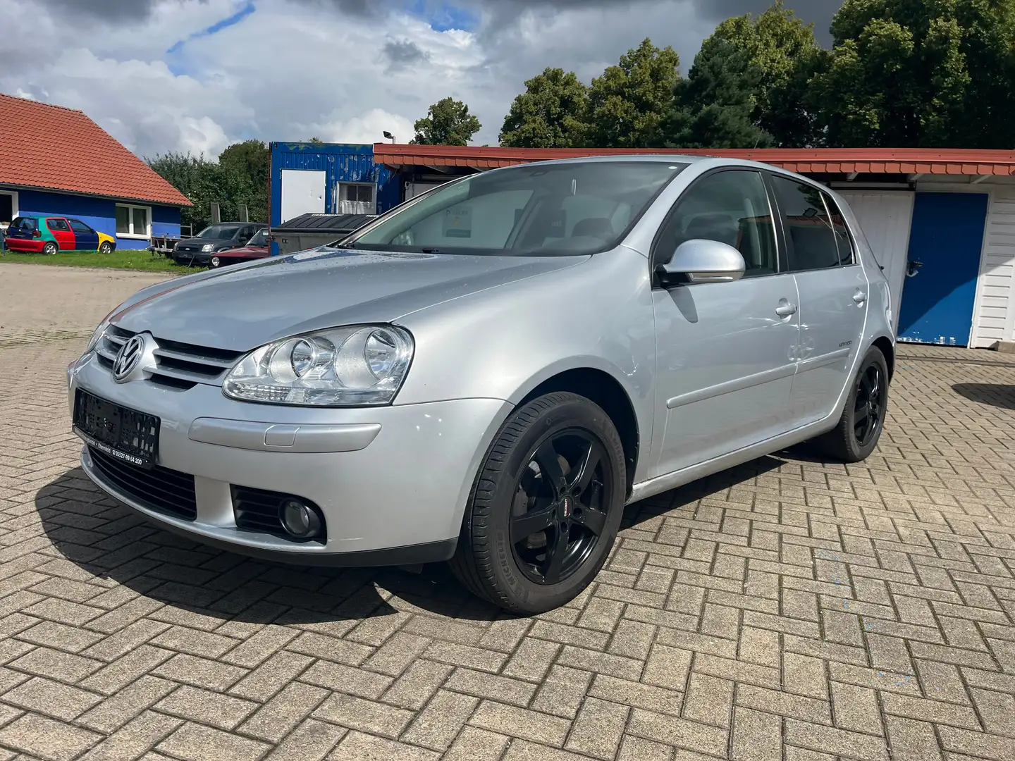 Volkswagen Golf 1.6i United, 102 PS, 2008, TÜV neu, Alu, ISOFIX Silber - 1