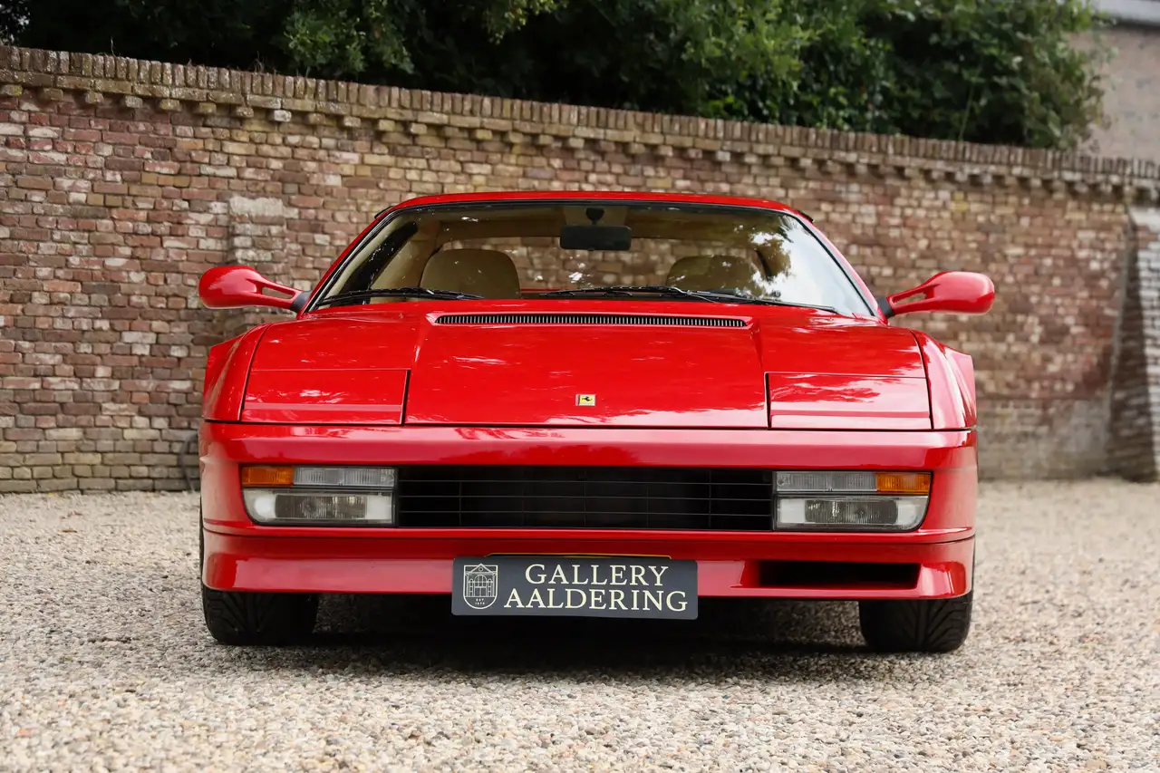 Ferrari Testarossa Monodado "29.621 kms" Newly delivered in Germany a, foto 5
