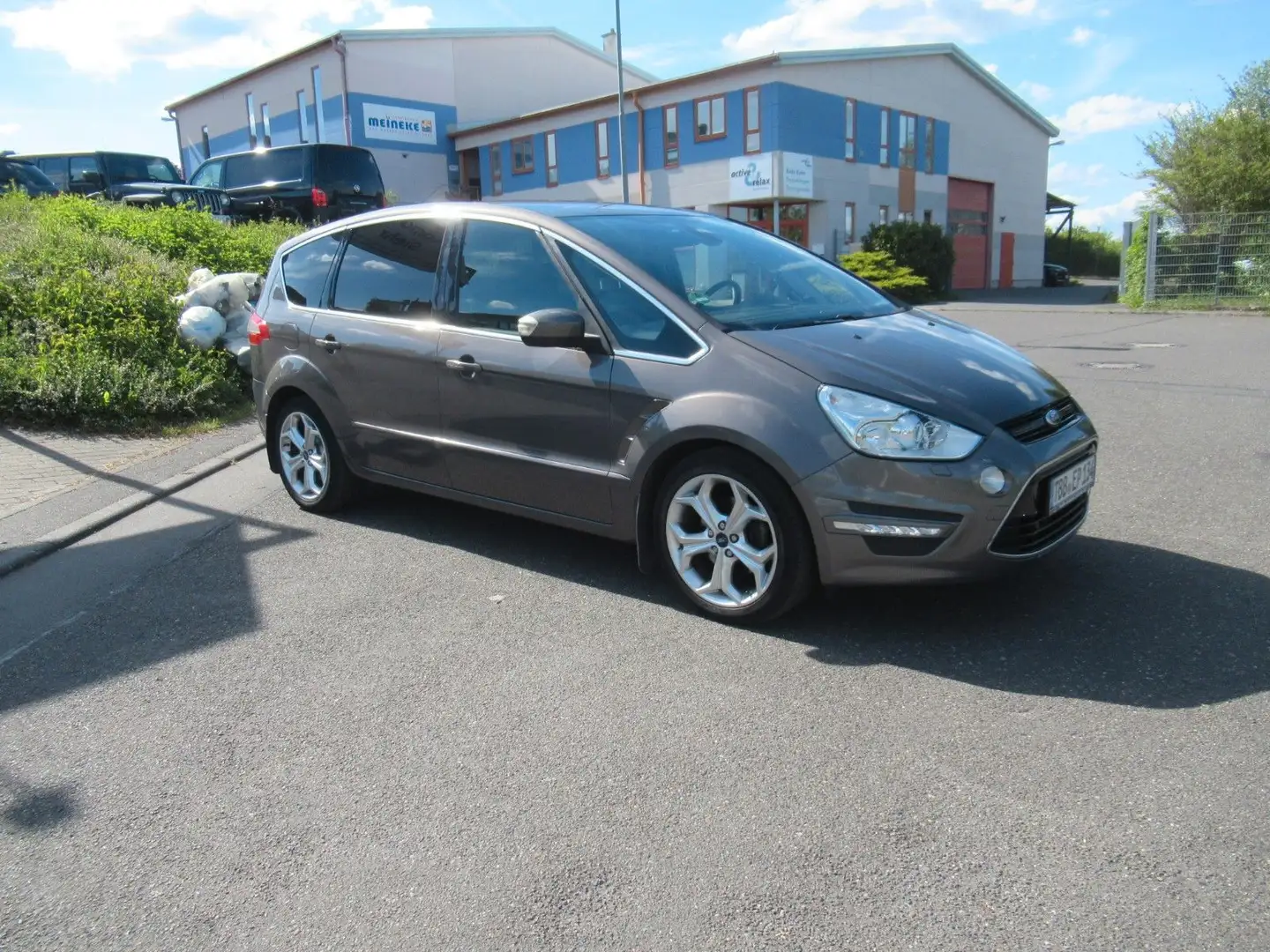 Ford S-Max Titanium *7-Sitzer*Xenon*Panoramadach Barna - 2