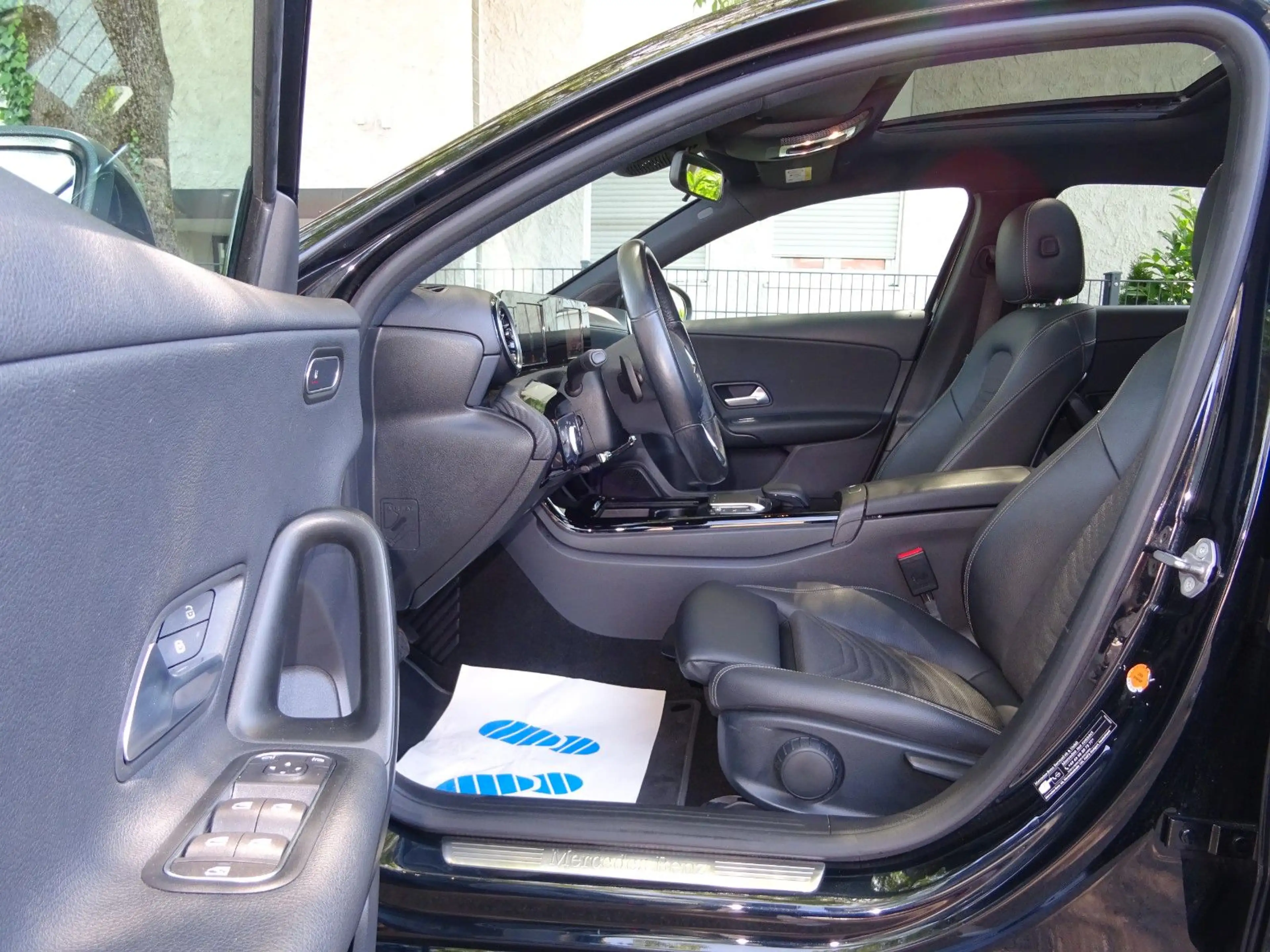 Mercedes-Benz A 200 d 8G-DCT Style Navi Leder W177 16" AppleCP — photo 12
