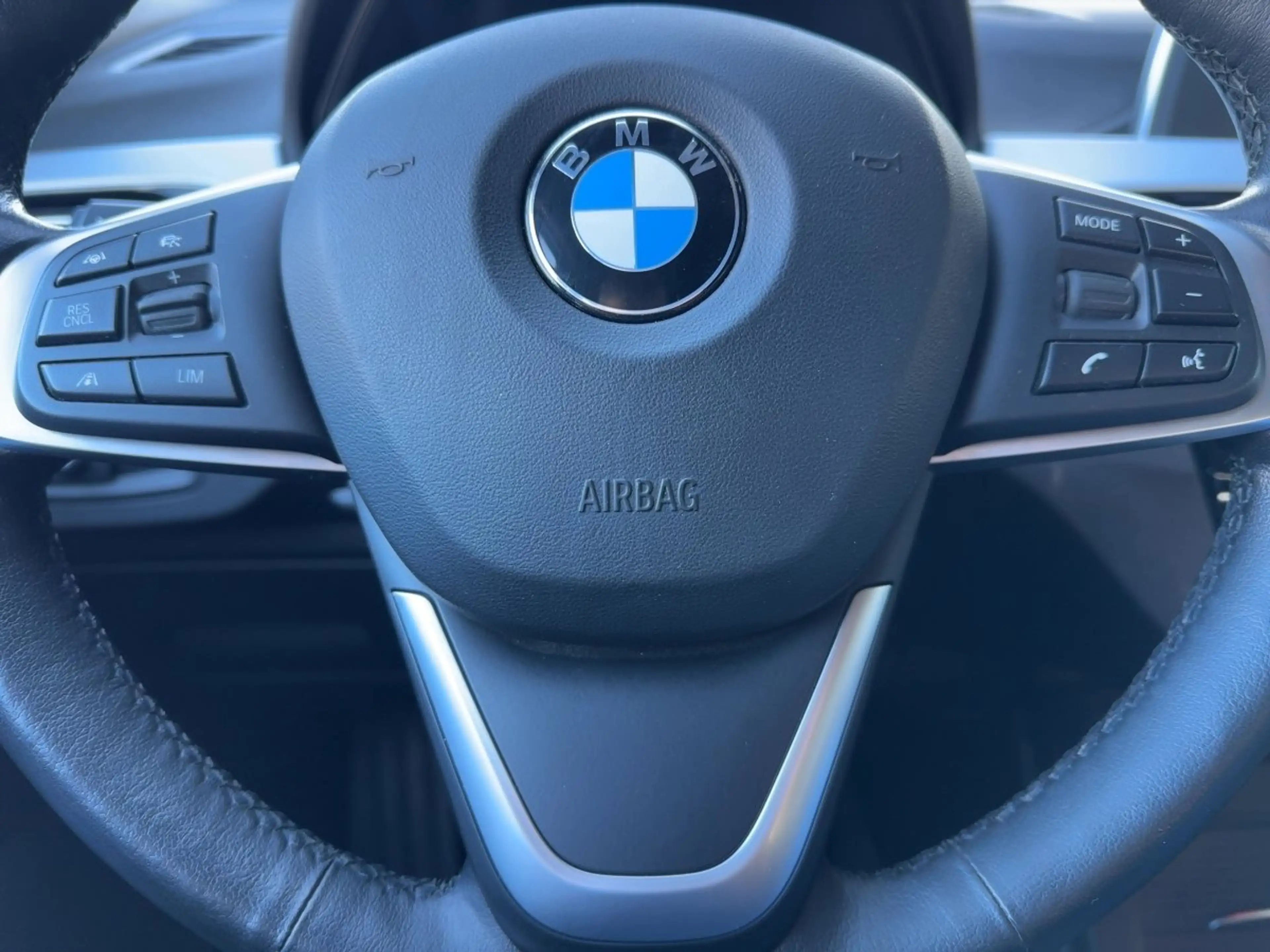 BMW X1 sDrive 18 d Advantage LED+AHK+Einparkhilfe — photo 10