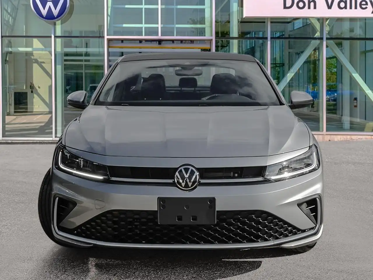 Volkswagen Jetta снимка Volkswagen Jetta