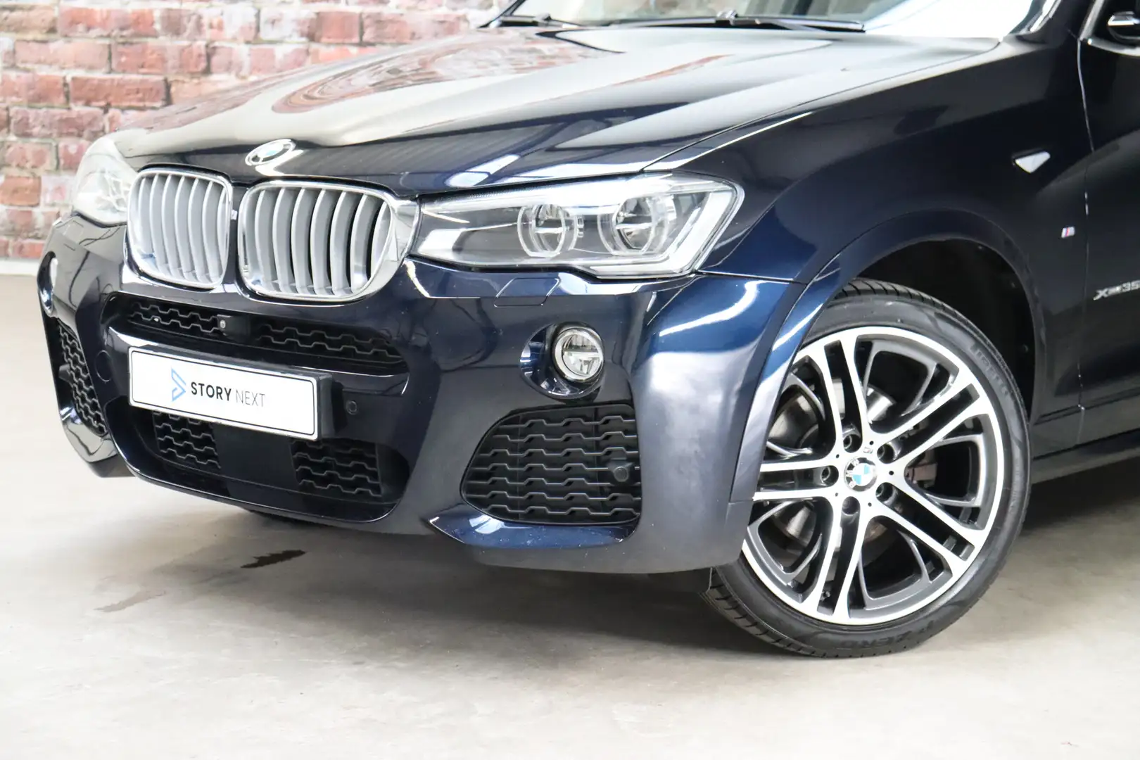 BMW X3 xDrive35i High Executive M Sport Pakket Automaat / Zwart - 2