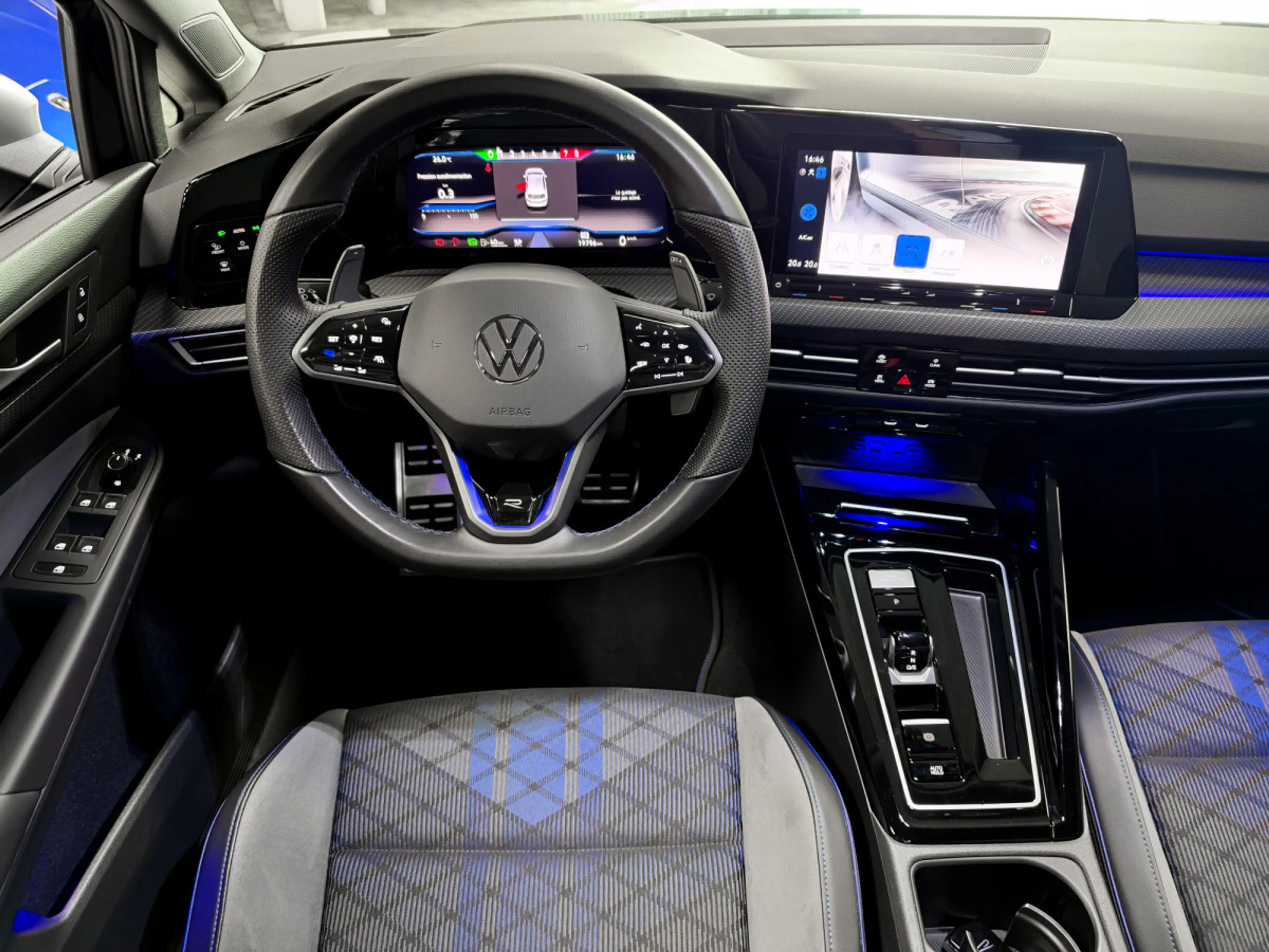 Volkswagen Golf R 2.0 TSI R DSG 4 Motion — photo 12