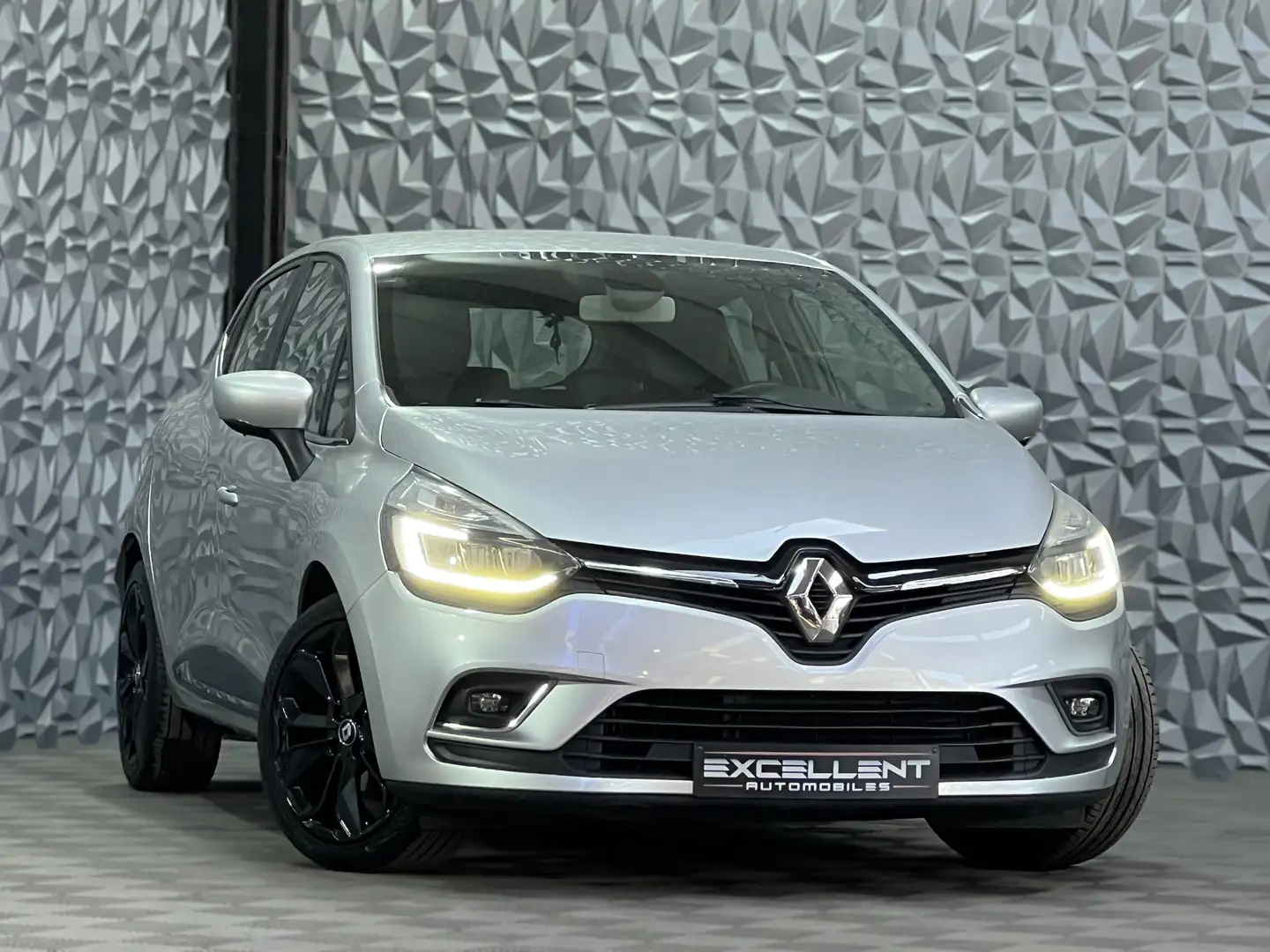 Renault Clio 0.9TCe Energy Limited*AIRCO*GPS*BLUETOOTH*GARANTIE Gris - 2
