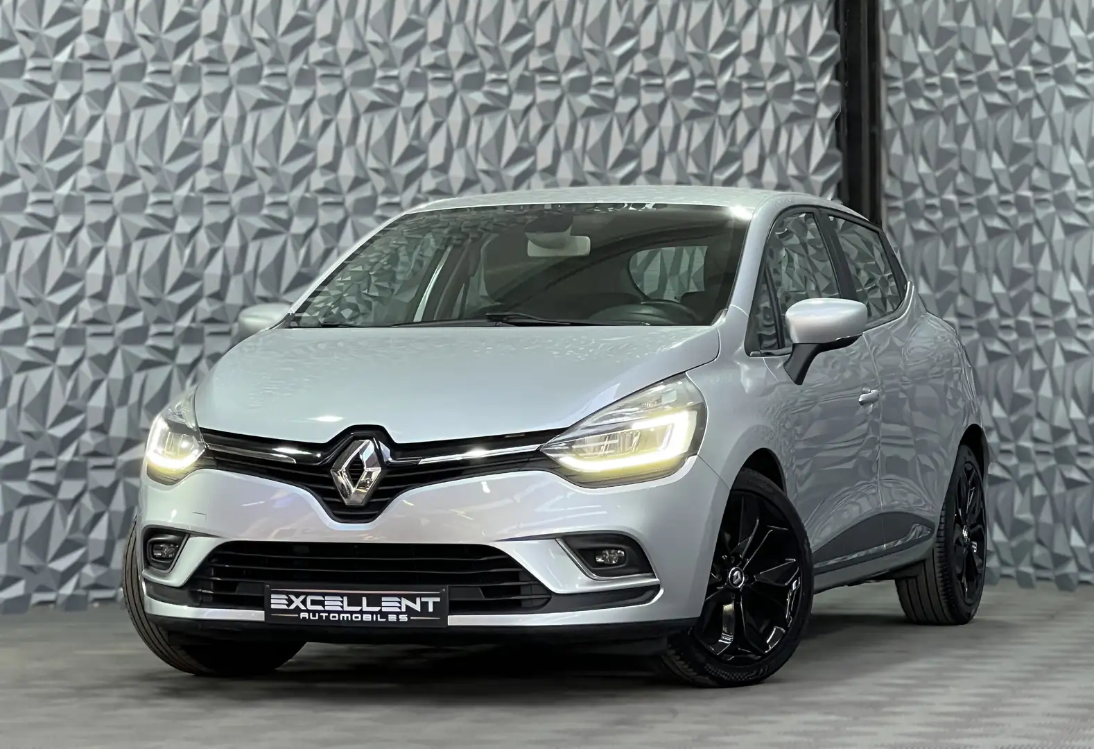 Renault Clio 0.9TCe Energy Limited*AIRCO*GPS*BLUETOOTH*GARANTIE Gris - 1