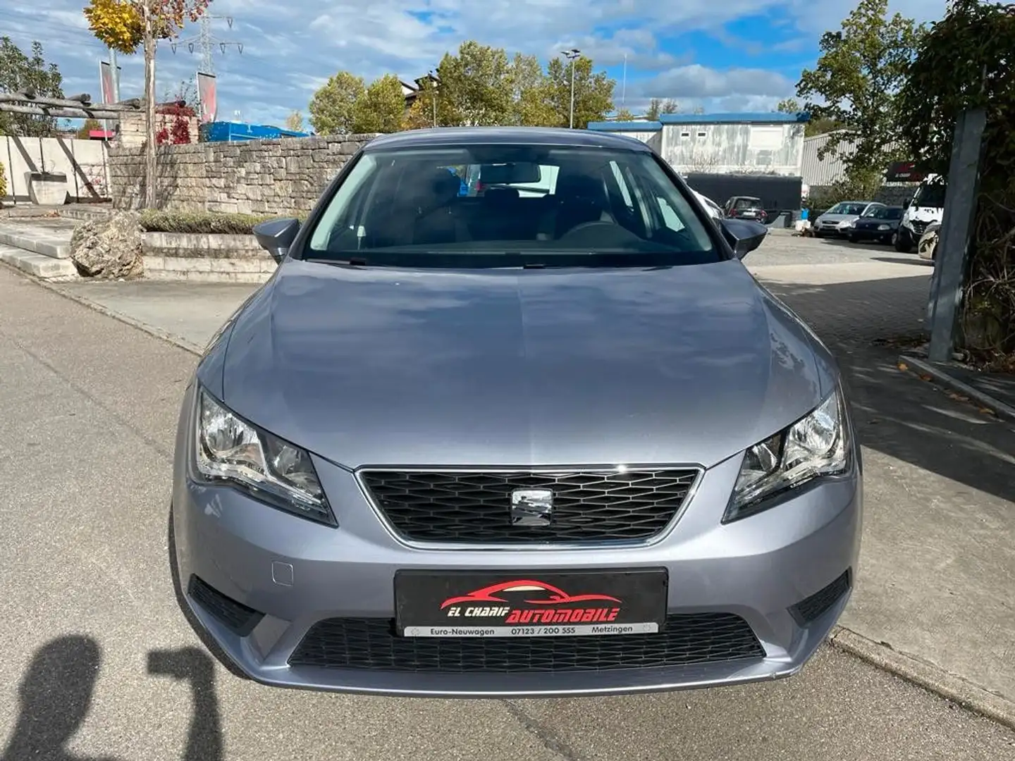 SEAT Leon Reference Silber - 2