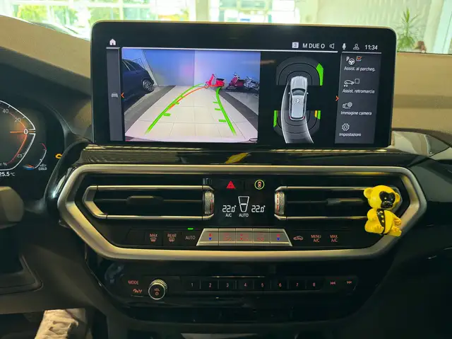 BMW X3 view 11
