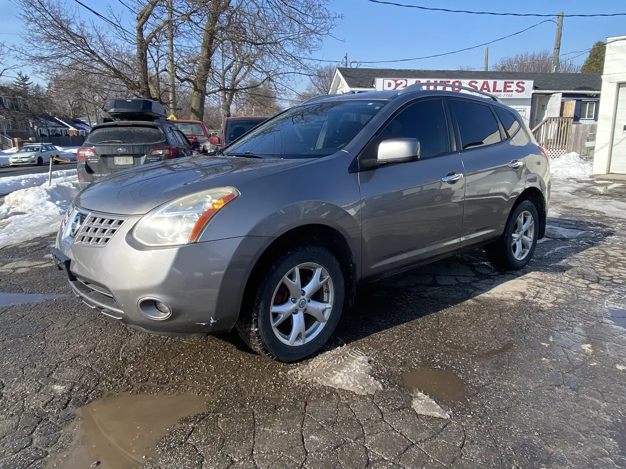 Nissan Rogue снимка Nissan Rogue