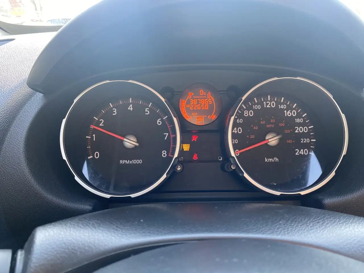 Nissan Rogue снимка Nissan Rogue