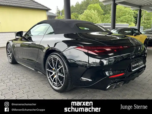 Mercedes-Benz SL 63 Amg view 5