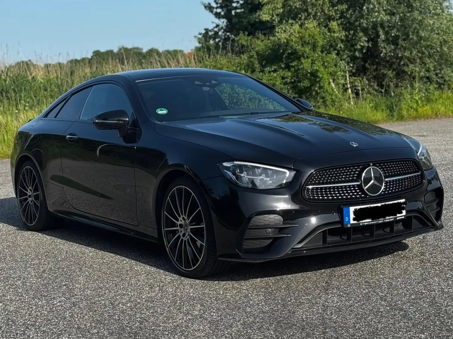 Mercedes-Benz E 450 E 450 4Matic Coupe 9G-TRONIC Night Edition Negru - 2