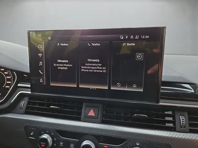 Audi RS4 view 10