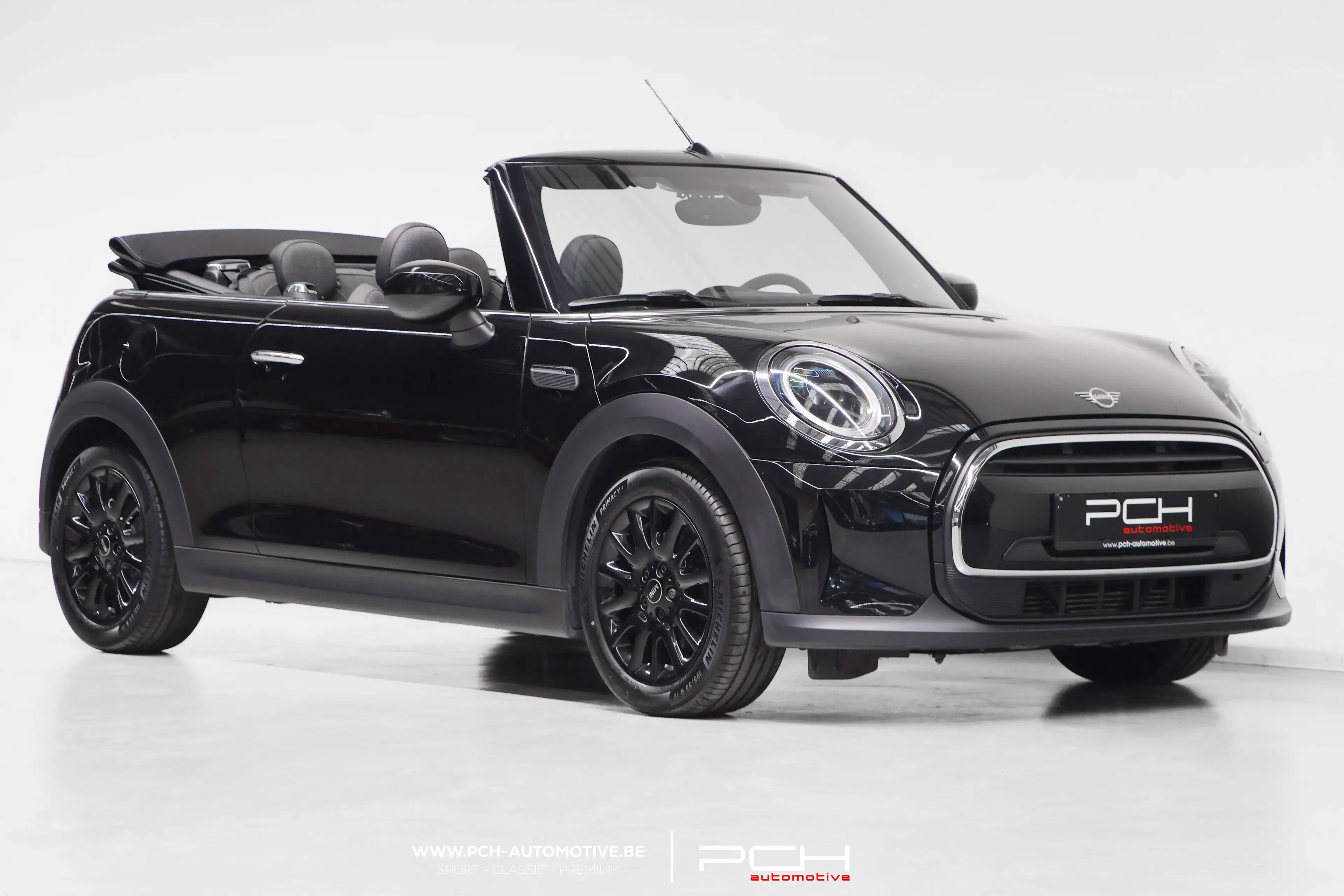 MINI Cooper Cabrio 1.5 LED / CUIR-TISSU / SIEGES CHAUFFANTS / KEY-LESS / HARMAN/KARDON / APPLE CARPLAY — photo 6