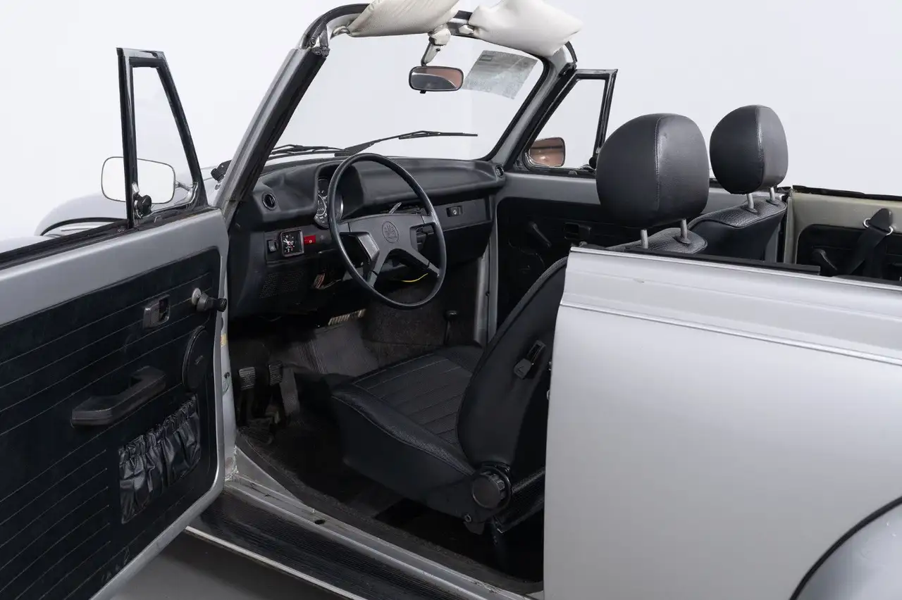 Volkswagen Käfer 1303 LS Cabriolet, foto 9
