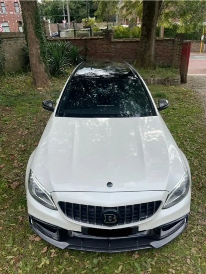 Mercedes-Benz C 63 AMG C 63 S AMG Белый - 1