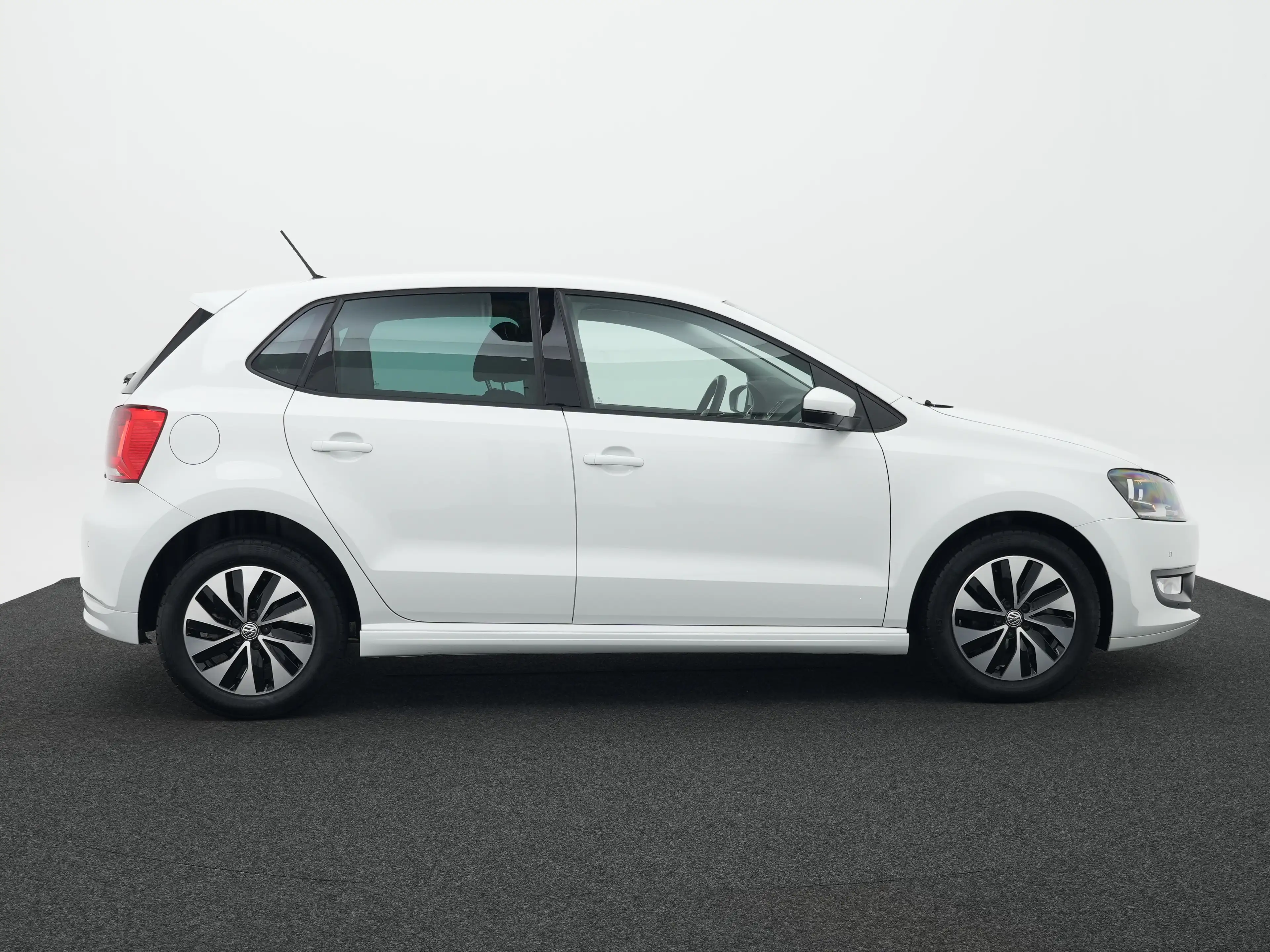 Volkswagen Polo 1.0 BlueMotion Edition | Slechts 28.000km! | 1e ei — photo 4