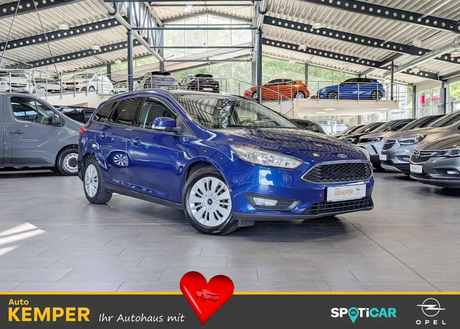 Ford Focus Turnier 1.0 EcoBoost Business *SHZ*Navi* Blauw - 1