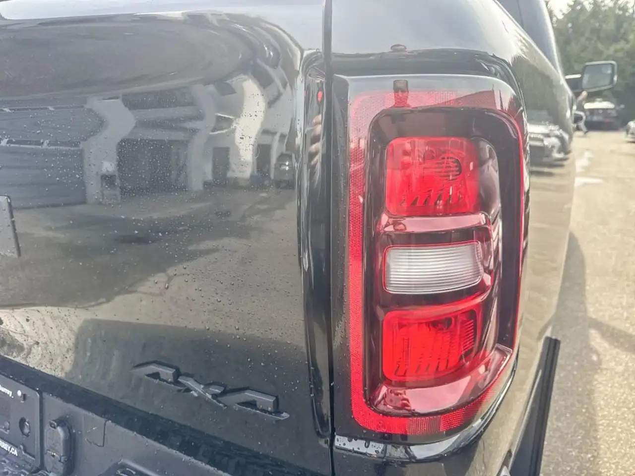 RAM 1500 снимка RAM 1500