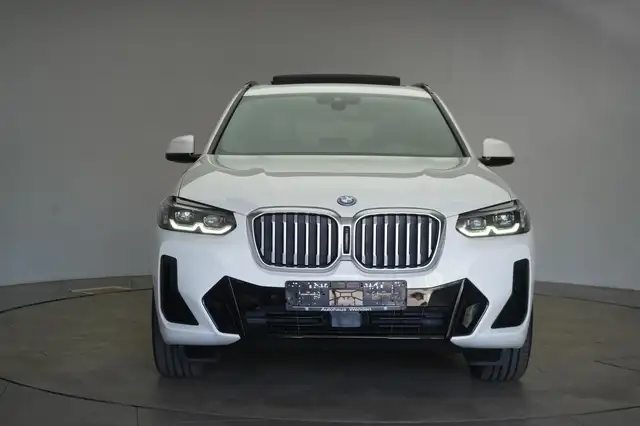 BMW X3 view 2