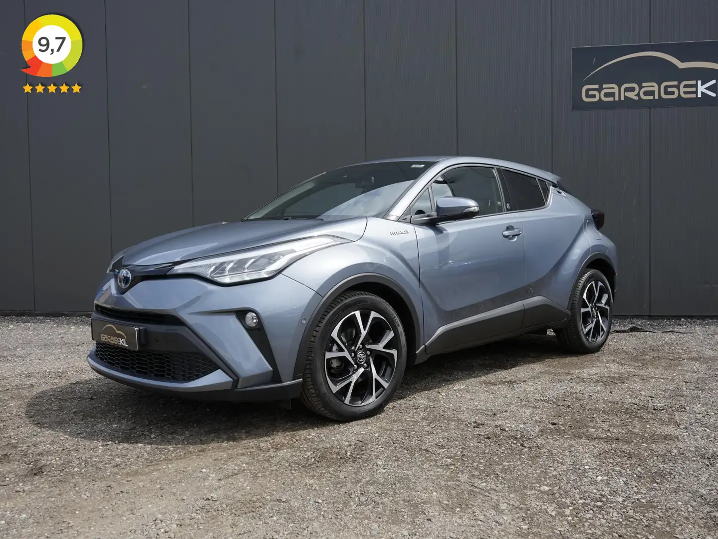 Toyota C-HR 1.8 Hybrid Team D Dealeronderh. / Led verlichting Grijs - 1