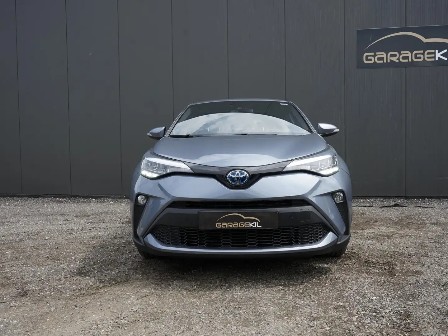 Toyota C-HR 1.8 Hybrid Team D Dealeronderh. / Led verlichting Grijs - 2