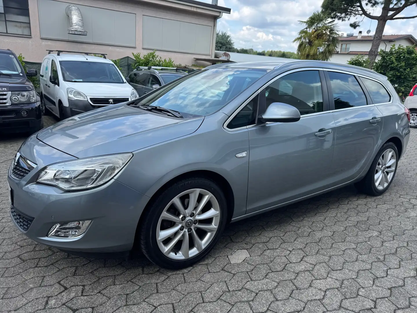 Opel Astra Astra Sports Tourer 1.7 cdti Cosmo 125cv*80000 KM* Grigio - 1