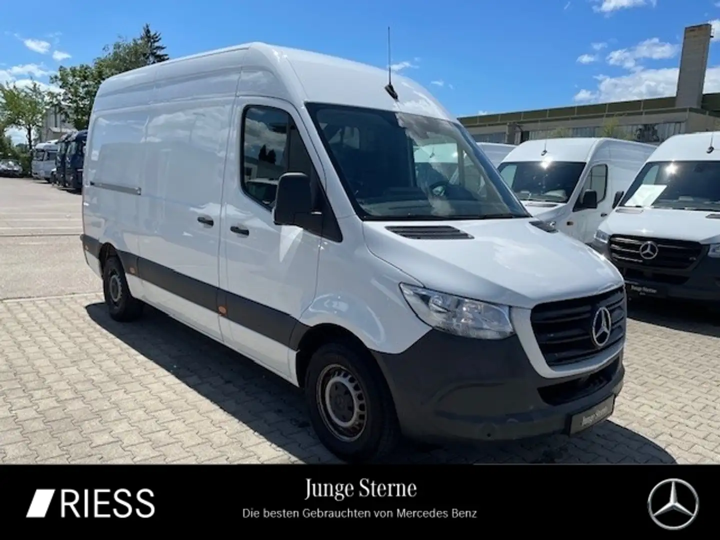 Mercedes-Benz Sprinter 317 CDI KA/L2H2/3665/AUTOMATIK/MBUX/KAMERA/KLIMA/S Wit - 1