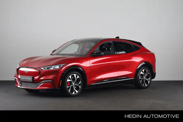 Ford Mustang Mach-E AWD 75 kWh | Technology Pack Plus | All-seasons