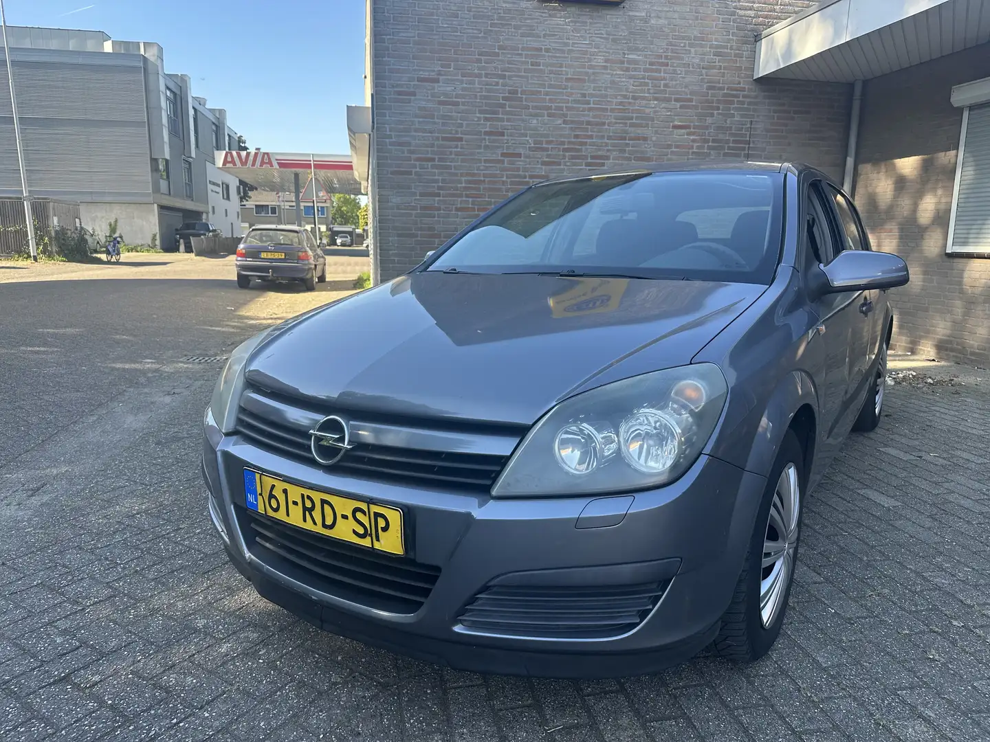 Opel Astra Astra 1.6 Enjoy |2005|5DRS|Grijs Grijs - 1