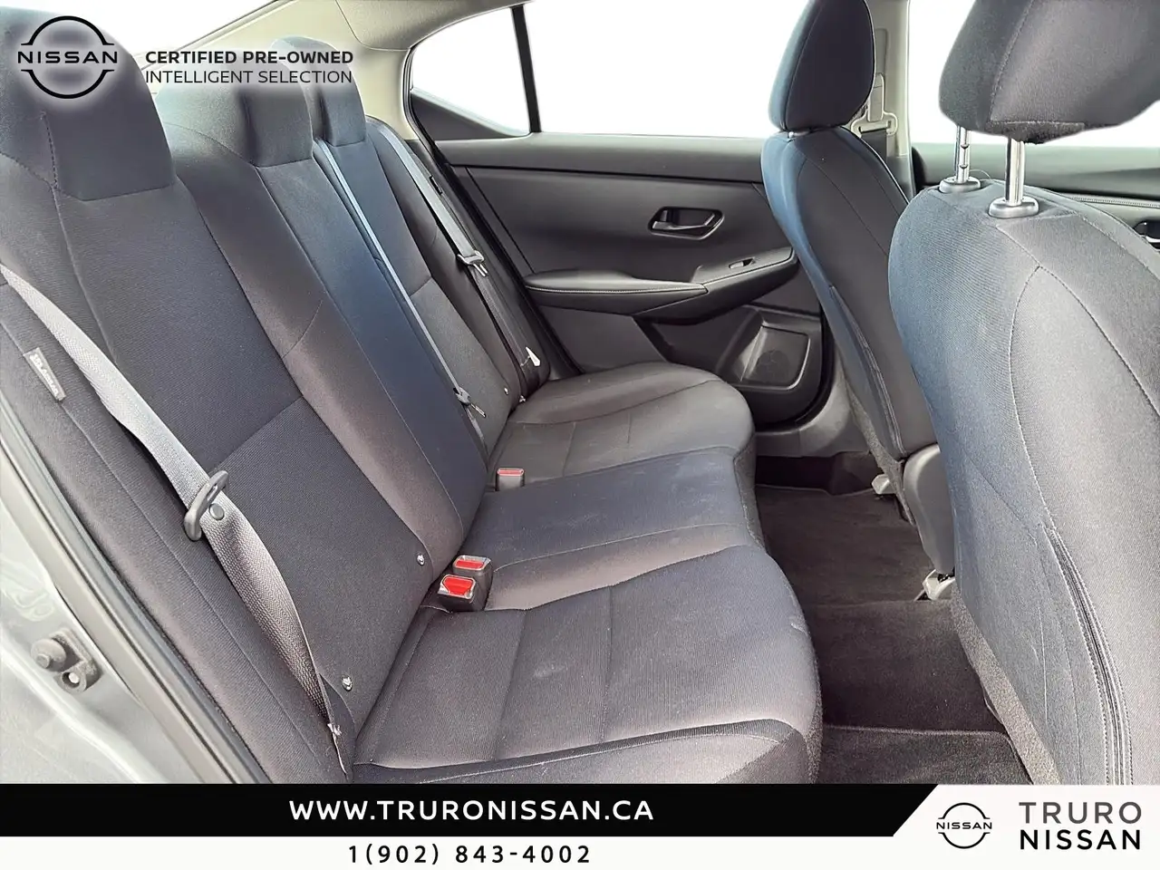 Nissan Sentra fotografie Nissan Sentra