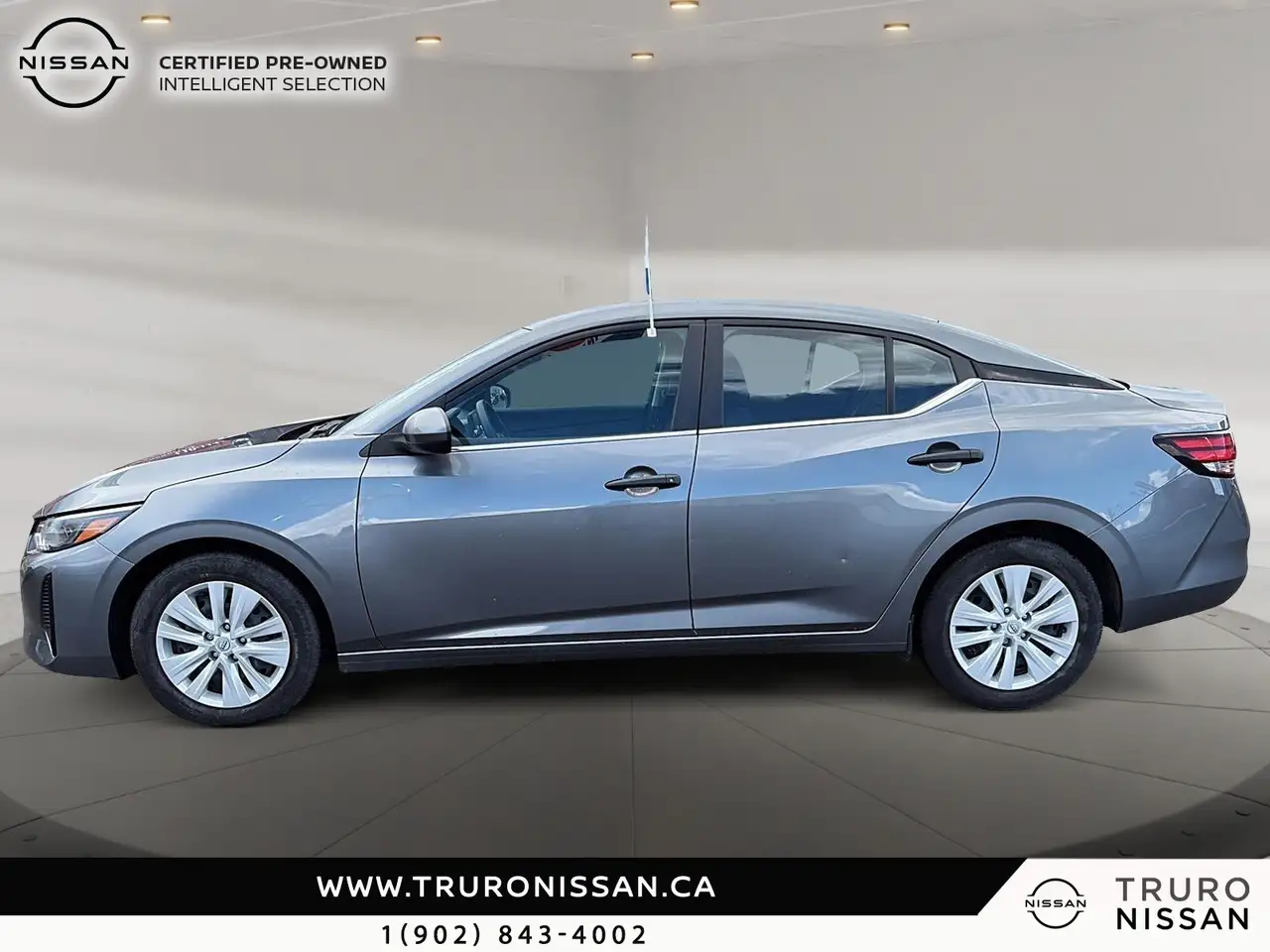 Nissan Sentra fotografie Nissan Sentra