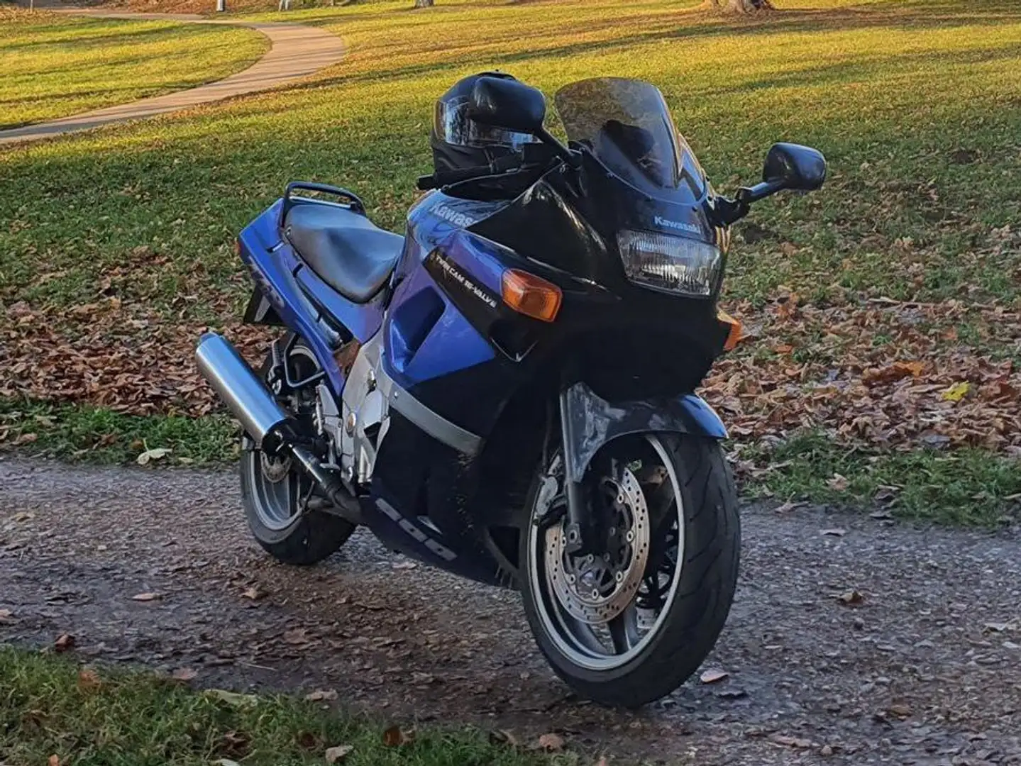 Kawasaki ZZR 600 - 1