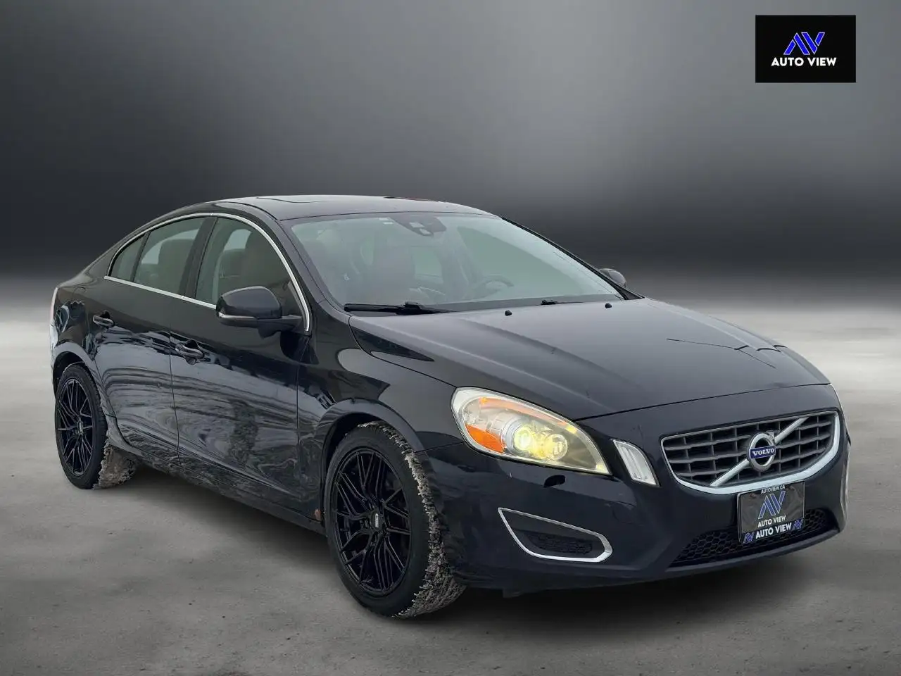 Volvo S60 снимка Volvo S60