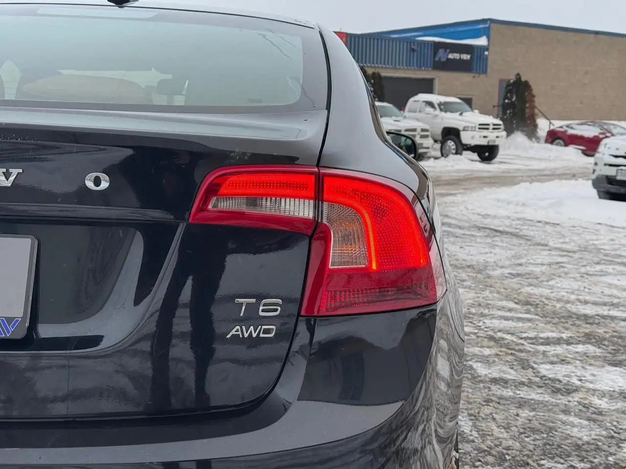 Volvo S60 снимка Volvo S60