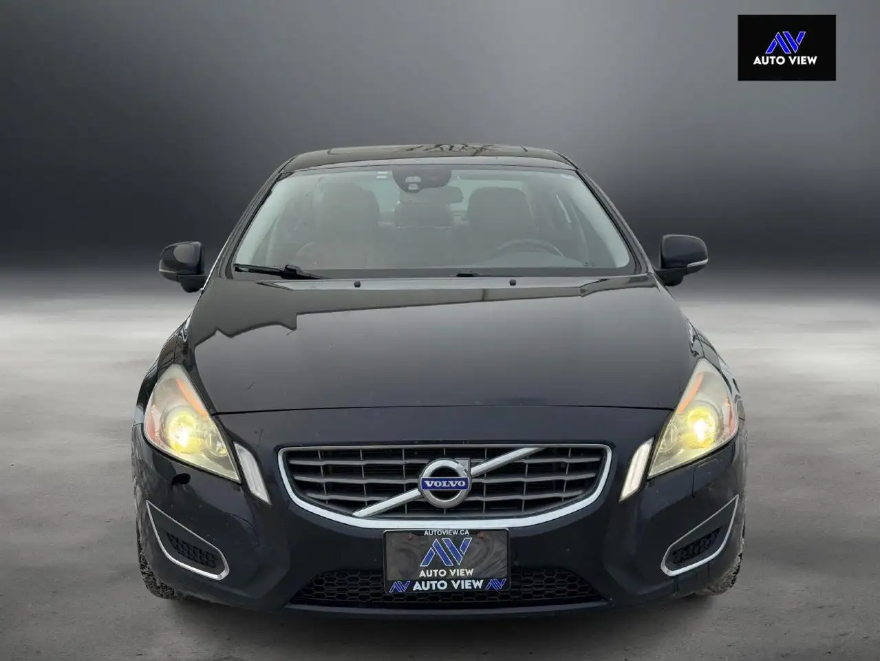 Volvo S60 снимка Volvo S60