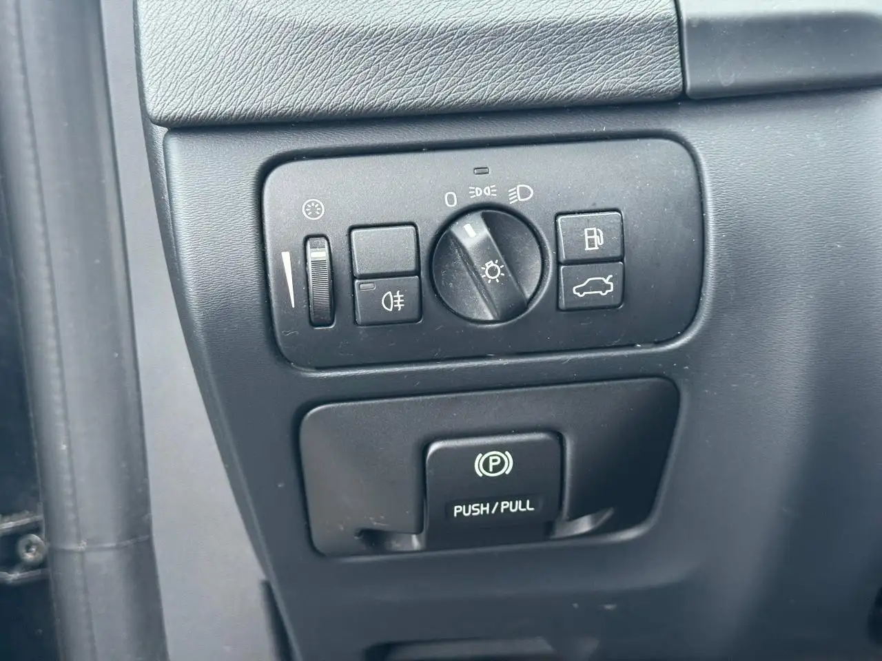 Volvo S60 снимка Volvo S60