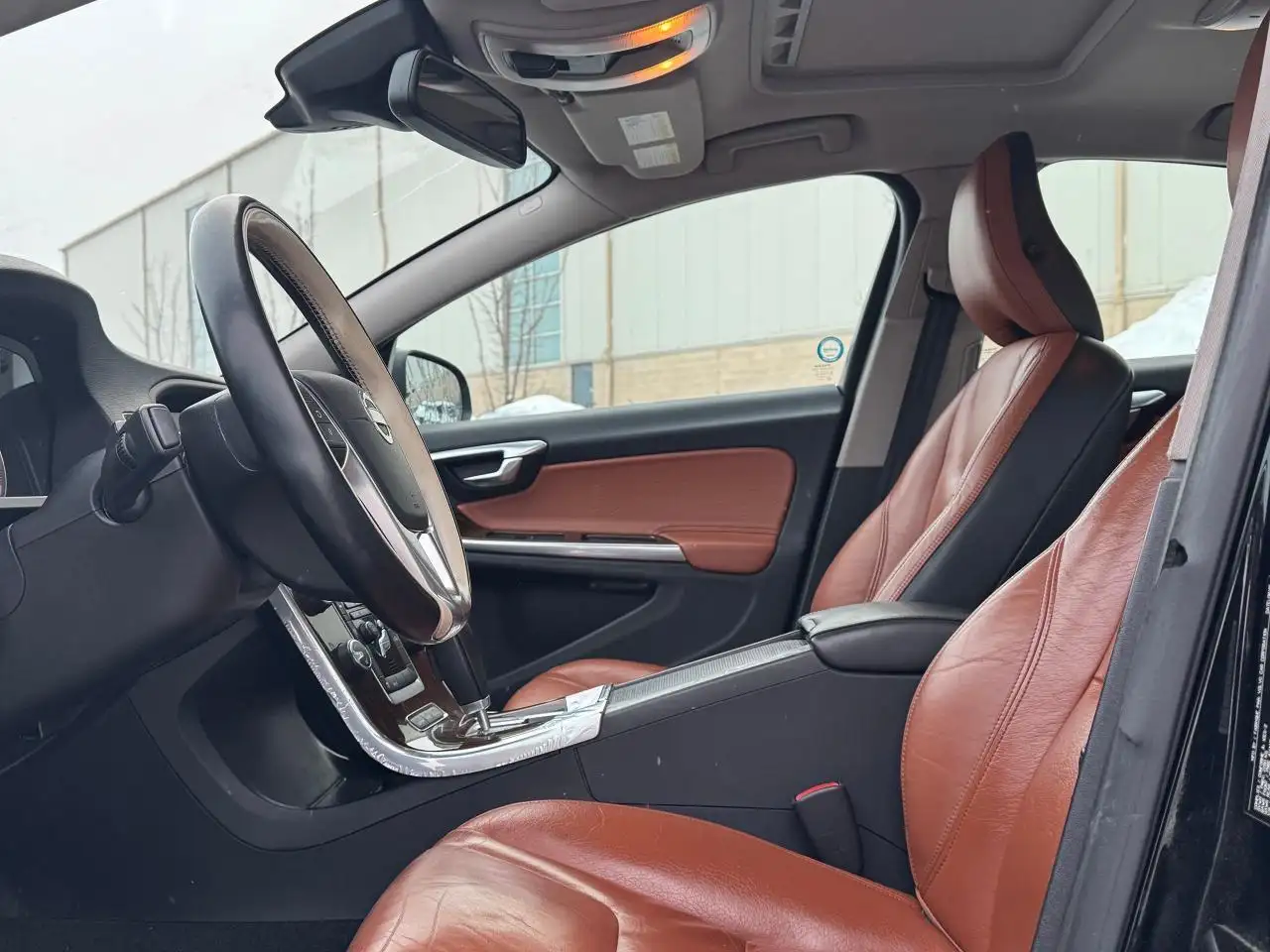 Volvo S60 снимка Volvo S60