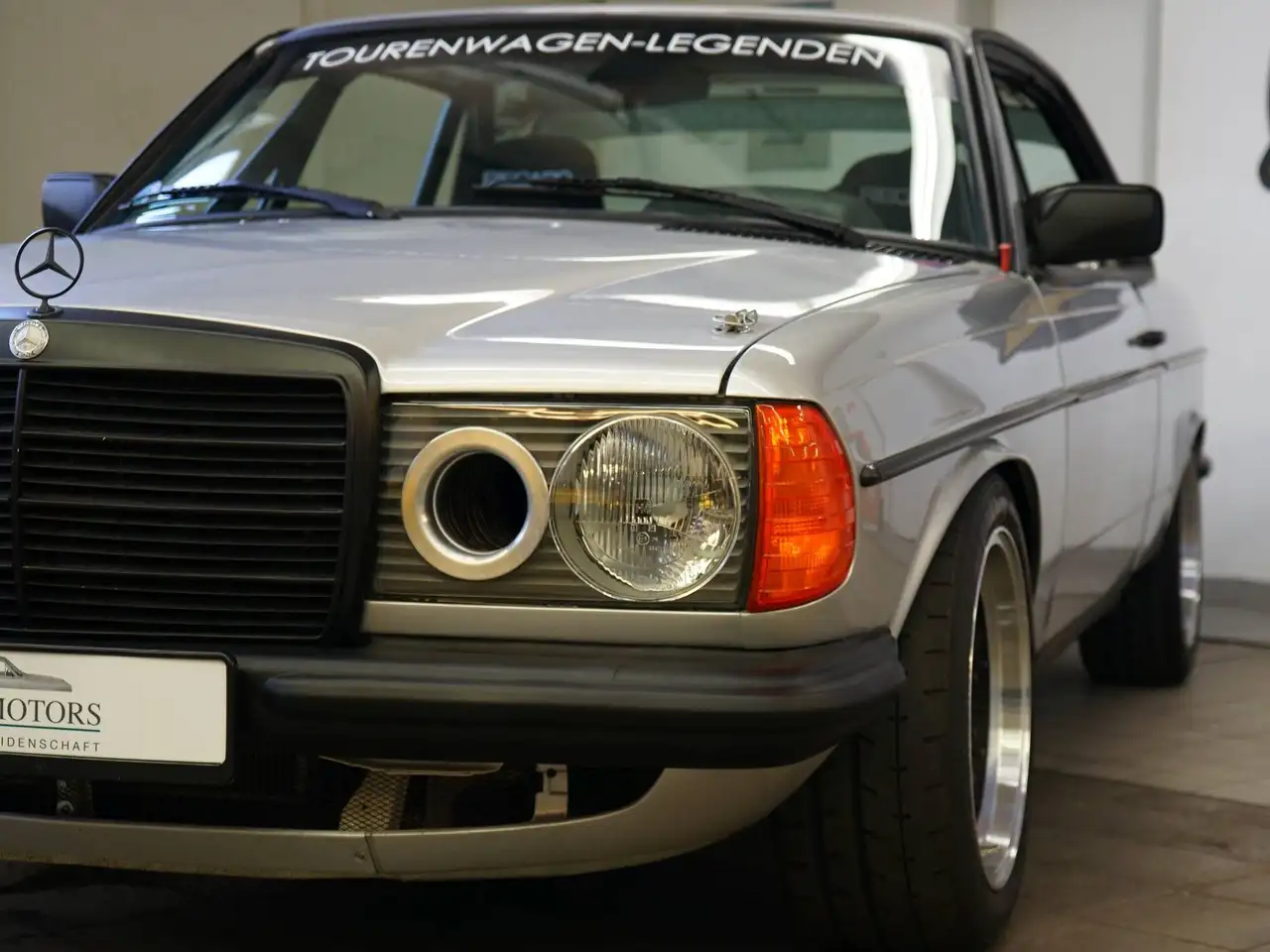 Mercedes-Benz E 280 C123 280CE AMG / Väth Rennwagen Neuaufbau auf Rohkarosse mit H-Kennzeichen, foto 6